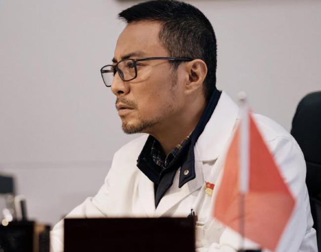 {21點}(中国医生在线观看免费完整版2021) {21點}(中国医生在线观看免费完整版2021)
